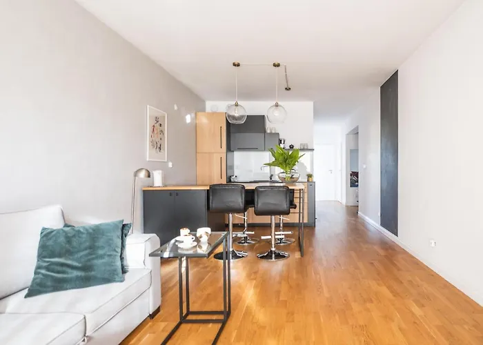 Krucza ~ Self Check-in 24h ~ Parking And Lift * Wrocław