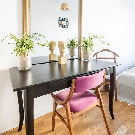 Krucza ~ Self Check-in 24h ~ Parking And Lift Apartamento *