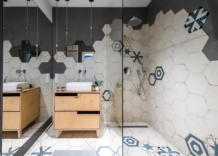 Krucza ~ Self Check-in 24h ~ Parking And Lift Appartement Wrocław